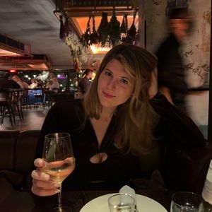 Meet your Posher, Dacota